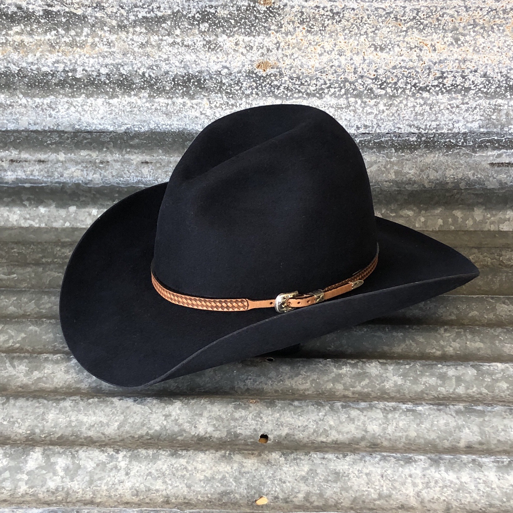 LOW GUS BELLY CURL 3.75" BLACK WITH ANTIQUE BROWN BASKET HAT BAND