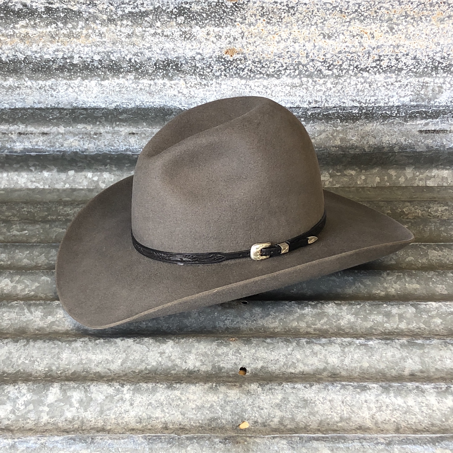 LOW GUS BELLY CURL 3.75" CHARCOAL WITH BLACK WILDROSE HATBAND