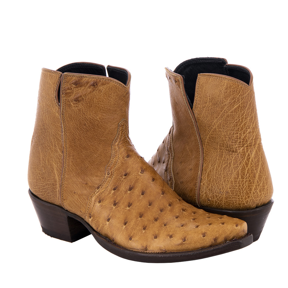 Ladies Shorty Antique Saddle Full Quill Ostrich