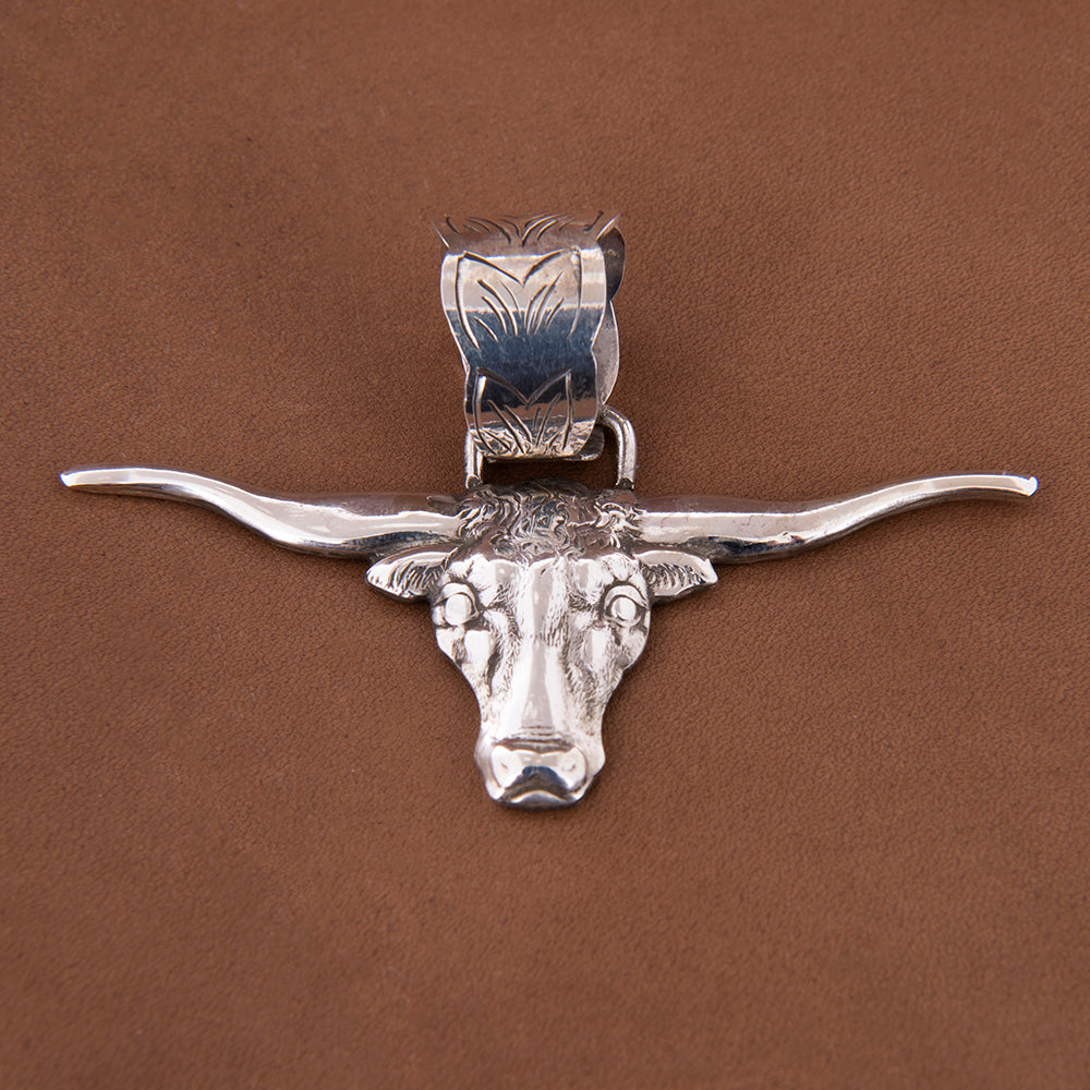 STEER PENDANT